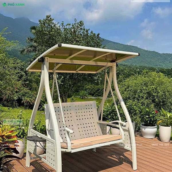 Xích đu sân vườn ngoài trời 2 chỗ hợp kim nhôm mái che năng lượng màu trắng kem XD-NKNL2CTK